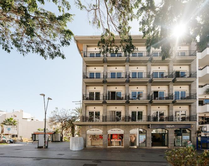 Reveron Plaza - Vue extérieure