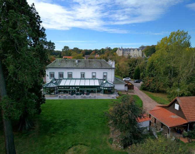 Hotel la Sapiniere - Außenansicht