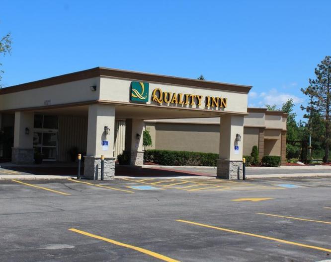 Quality Inn Owen Sound - Außenansicht