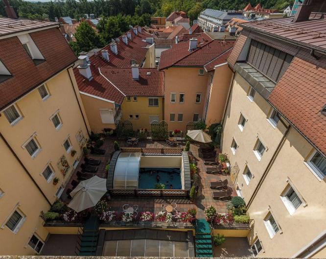 Hotel Palace Hévíz - Vue extérieure