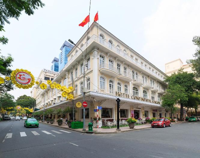 Continental Hotel - Außenansicht