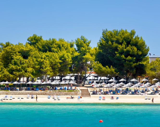 Hotel Portes Beach - Außenansicht