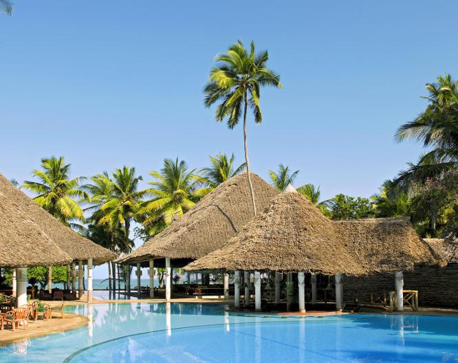 Neptune Village Beach Resort & Spa - Außenansicht