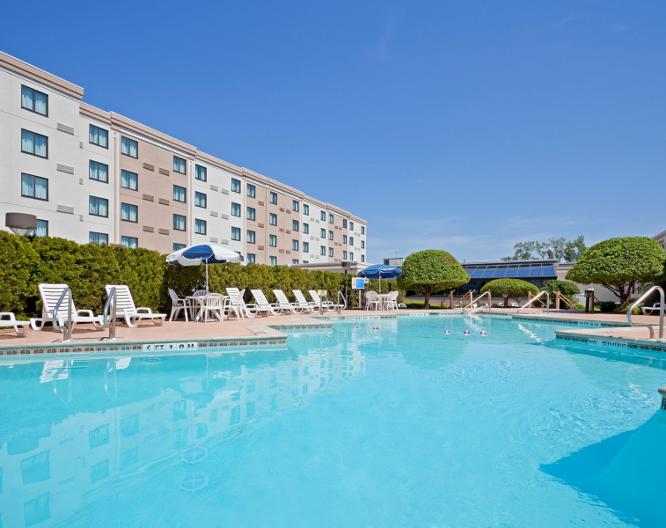 Holiday Inn Hasbrouck Heights - Meadowlands - Vue extérieure
