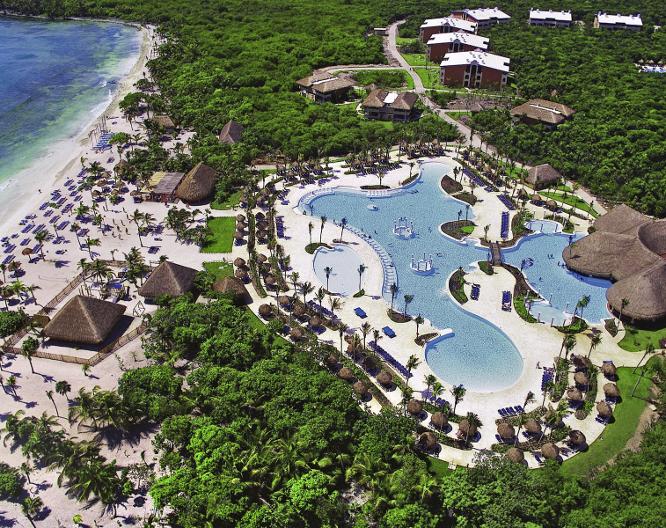 Grand Palladium Colonial Resort & Spa - Außenansicht