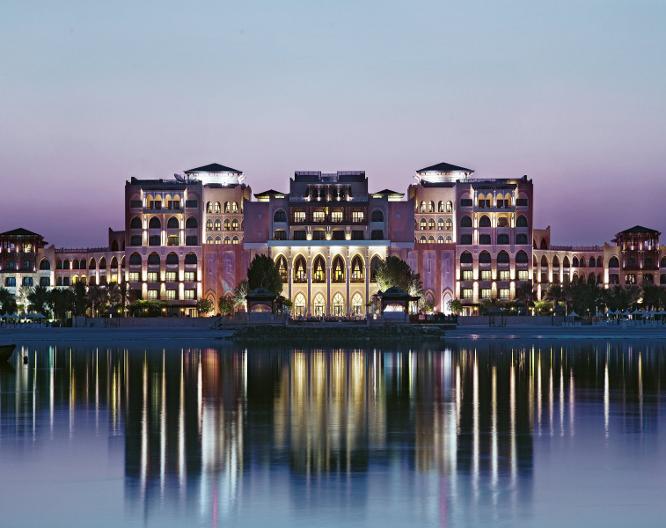 Shangri-La Hotel Qaryat Al Beri - Außenansicht