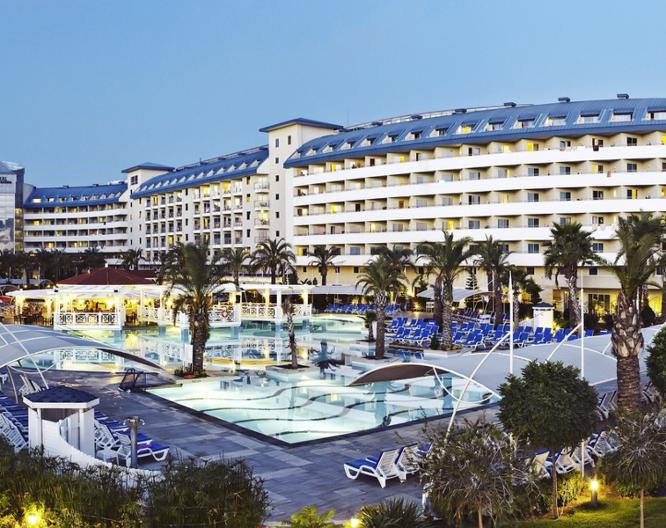 Hotel Crystal Admiral Resort & Spa - Vue extérieure