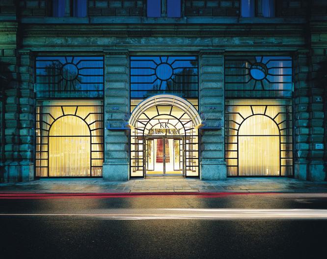 Miiro Palais Rudolf - Außenansicht