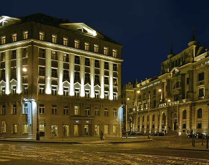 987 Prague Hotel - Außenansicht