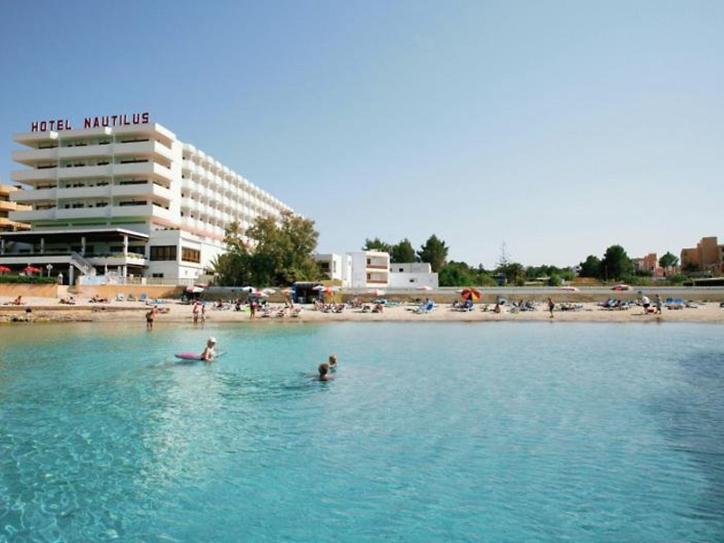 AxelBeach Suites Apartments Spa and Beach Club Adults Only