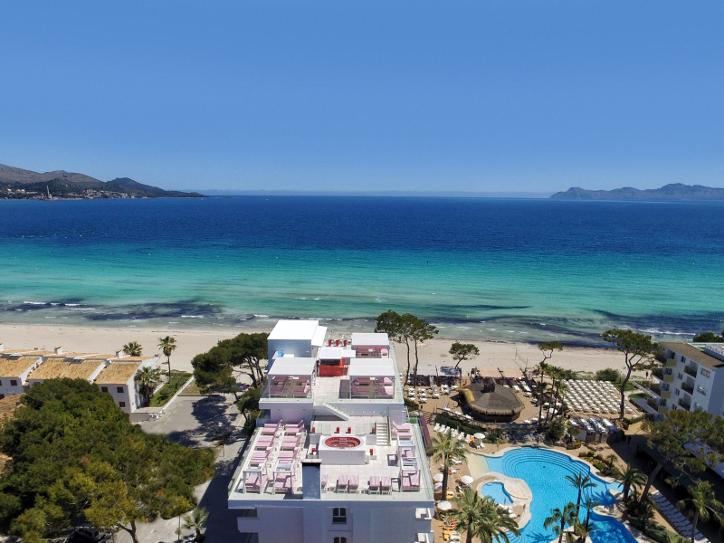 Mit Taxi Vom Flughafen Zum Iberostar Alcudia Park www.ltur.com