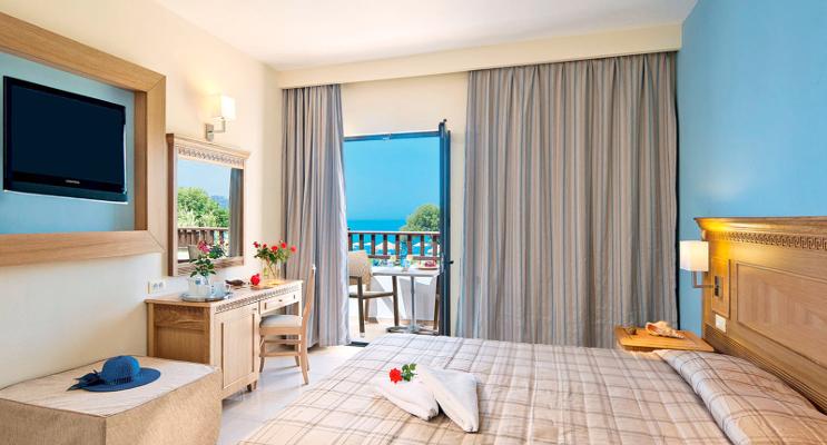 Hotel Geraniotis Beach Urlaub inkl. Flug  ltur